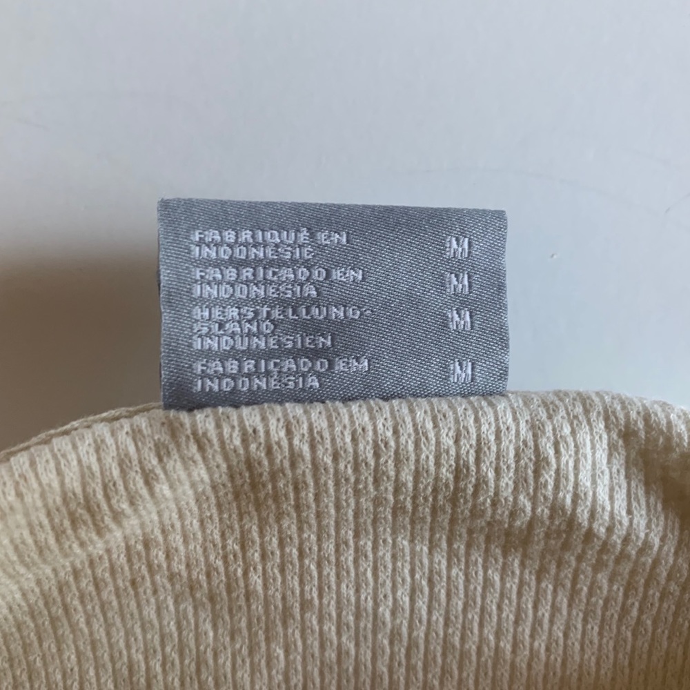 COPY - A cute columbia long sleeve shirt - Picture 7 of 11